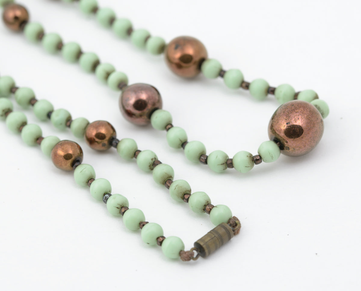 Antique/Art Deco Uranium/Vaseline Glass Bead Necklace Green/Copper Colour (B2264)