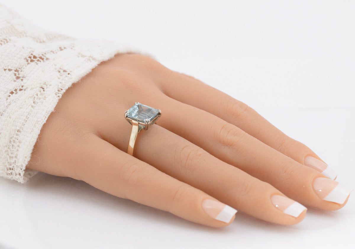 Vintage 9ct Yellow Gold & 4.25 Carat Aquamarine Solitaire Ring Hallmarked 1987 (B2271)