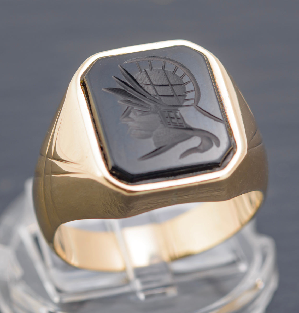 Vintage 12K Gold Signet Ring Carved Black Onyx Intaglio Centurion Cabochon (B2276)