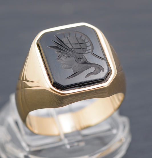 Vintage 12K Gold Signet Ring Carved Black Onyx Intaglio Centurion Cabochon (B2276)