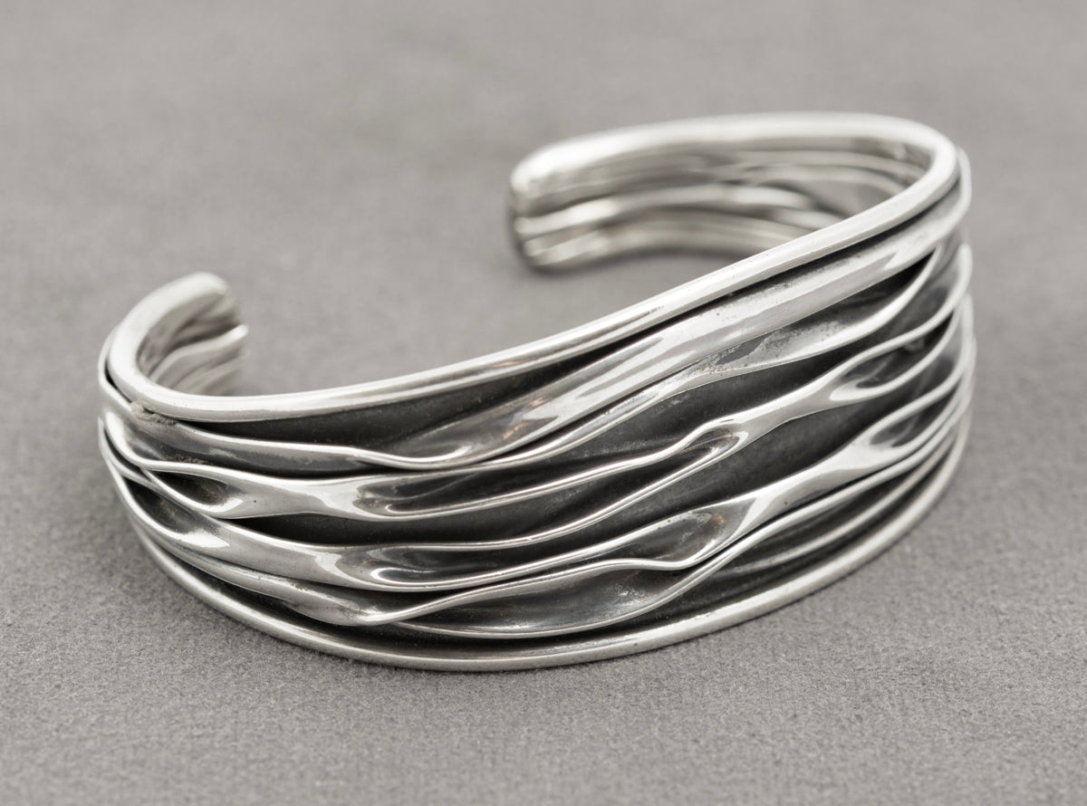 Vintage Sterling Silver Bangle Bracelet Organic Strap Design Edinburgh Hallmark (B2319)