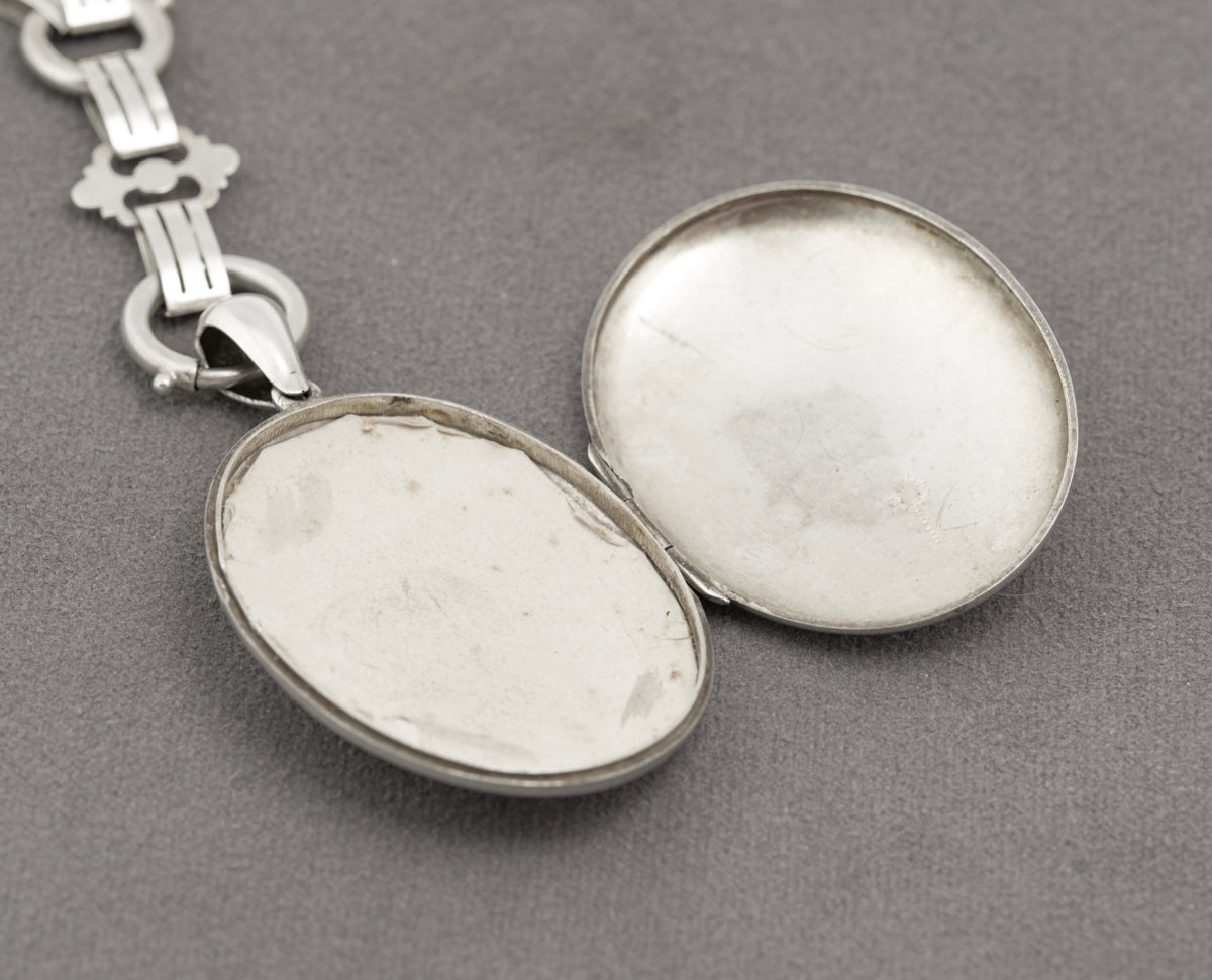 Victorian Antique Sterling Silver Book Chain & Locket Necklace c.1880 (B2322)