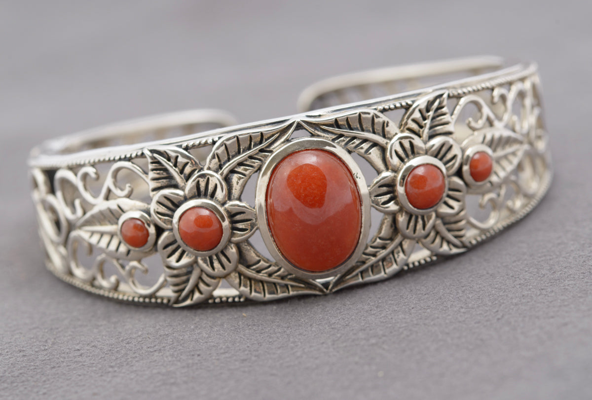 Vintage Sterling Silver & Carnelian Gemstone Bangle / Bracelet Fine Quality (B2323)