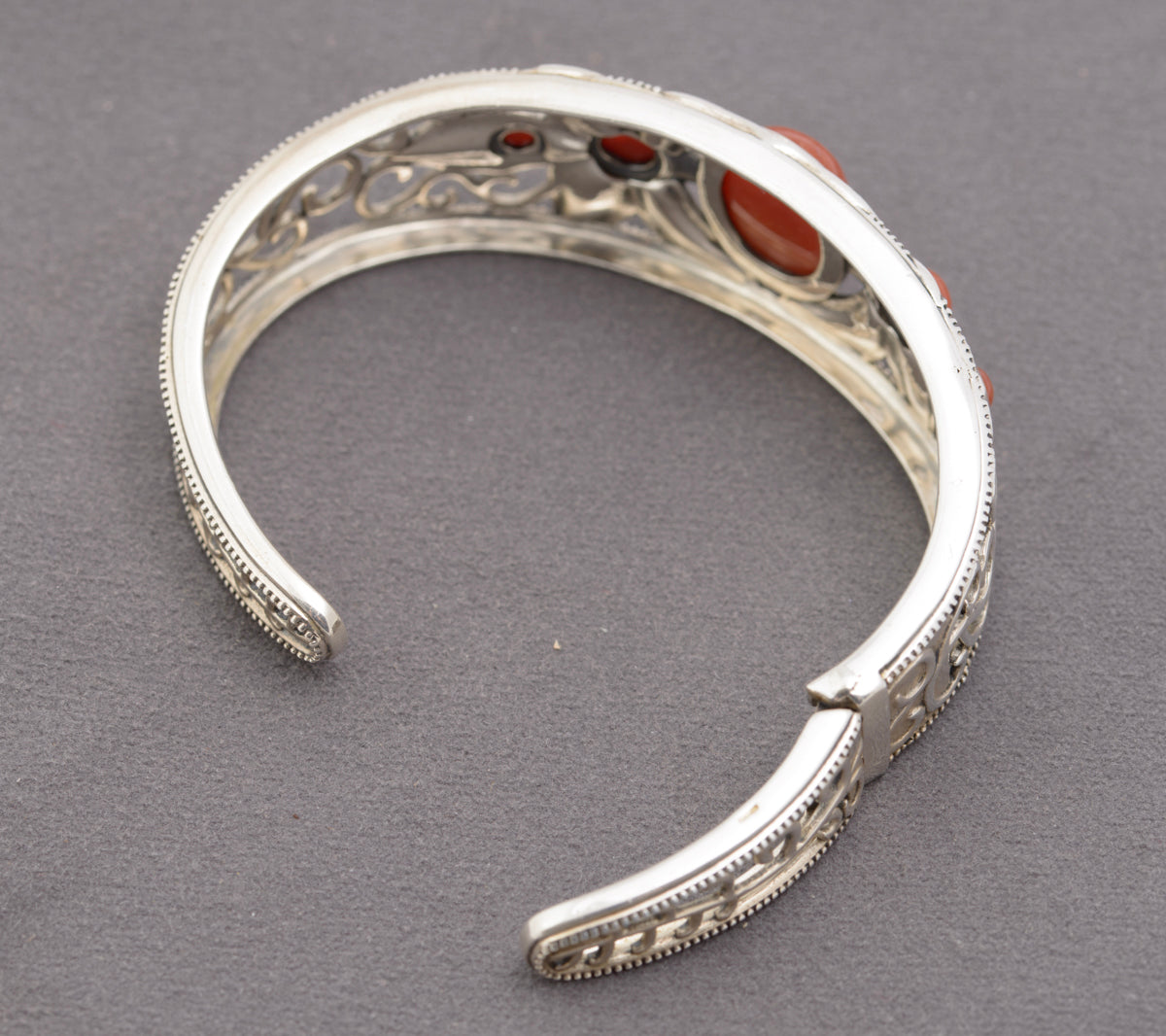 Vintage Sterling Silver & Carnelian Gemstone Bangle / Bracelet Fine Quality (B2323)