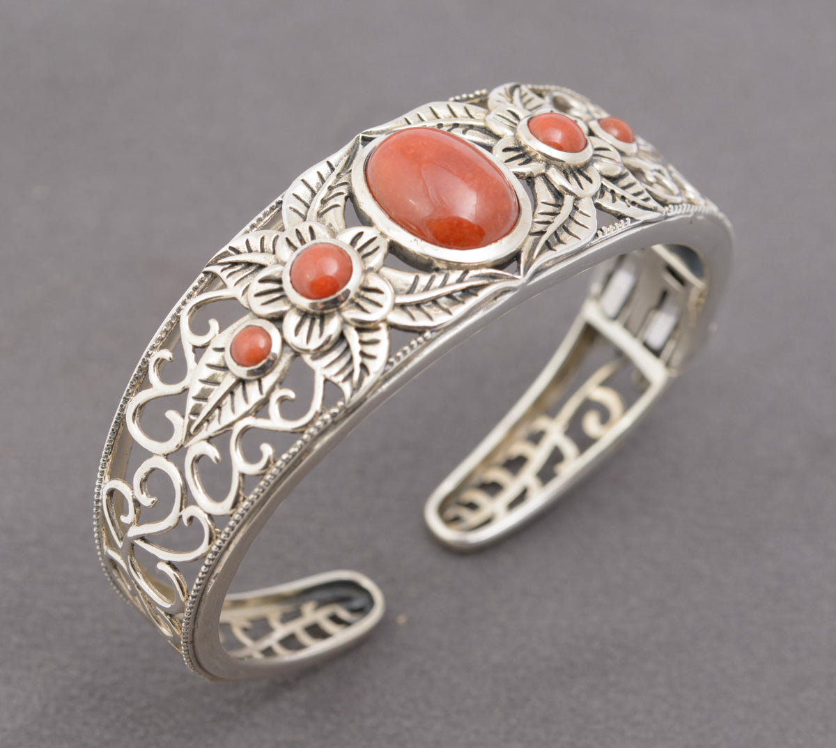 Vintage Sterling Silver & Carnelian Gemstone Bangle / Bracelet Fine Quality (B2323)