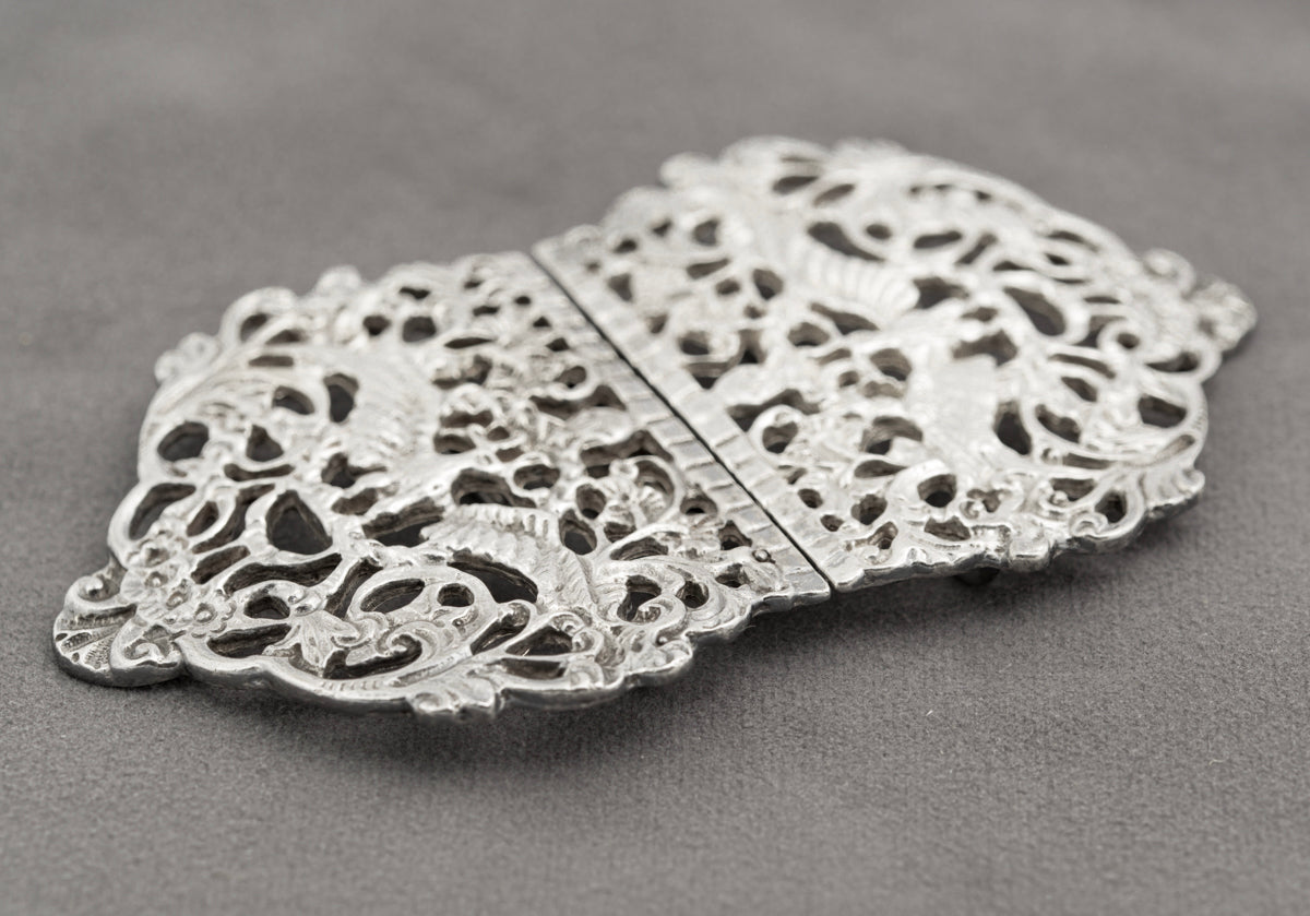 Vintage Sterling Silver Nurses Buckle With Liver Bird Design Hallmarked 1977 (B2328)