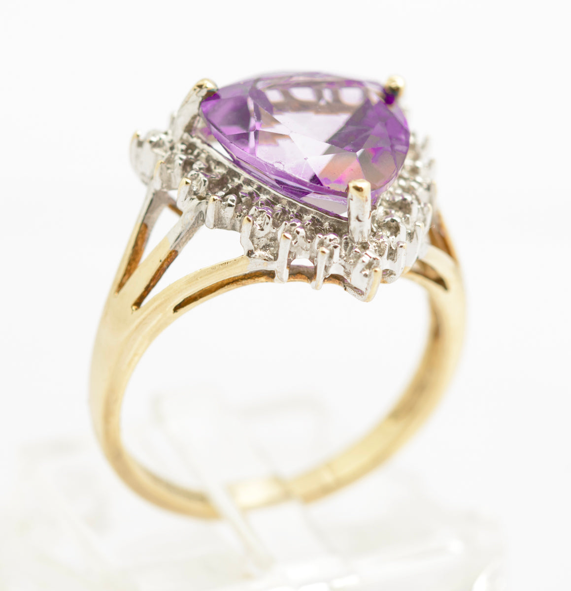 Vintage 9ct Gold Ring With Trilliant Cut Natural Pink Topaz & Diamond Halo (B2333)