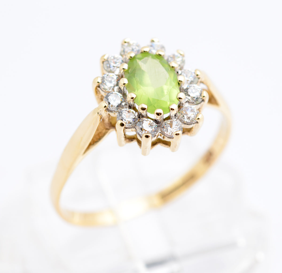 Vintage 9ct Gold Ladies Green Peridot Halo Ring With CZ's Hallmarked Size O (B2337)