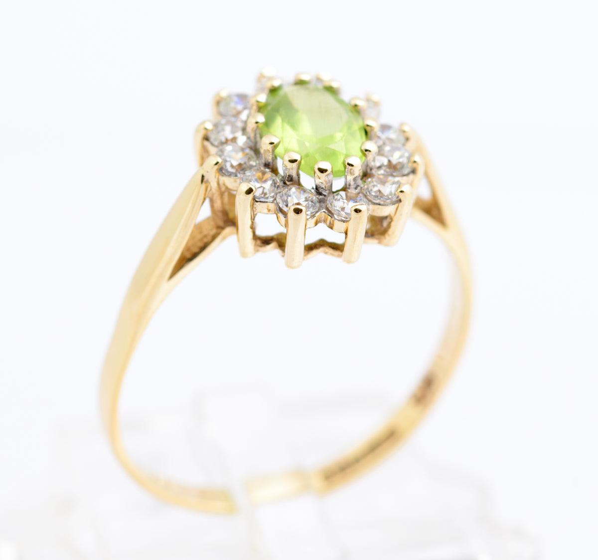 Vintage 9ct Gold Ladies Green Peridot Halo Ring With CZ's Hallmarked Size O (B2337)