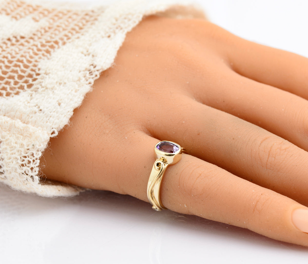 Vintage 9ct Gold & Natural Rose de France Amethyst Artisan Made Ring Size K (B2338)