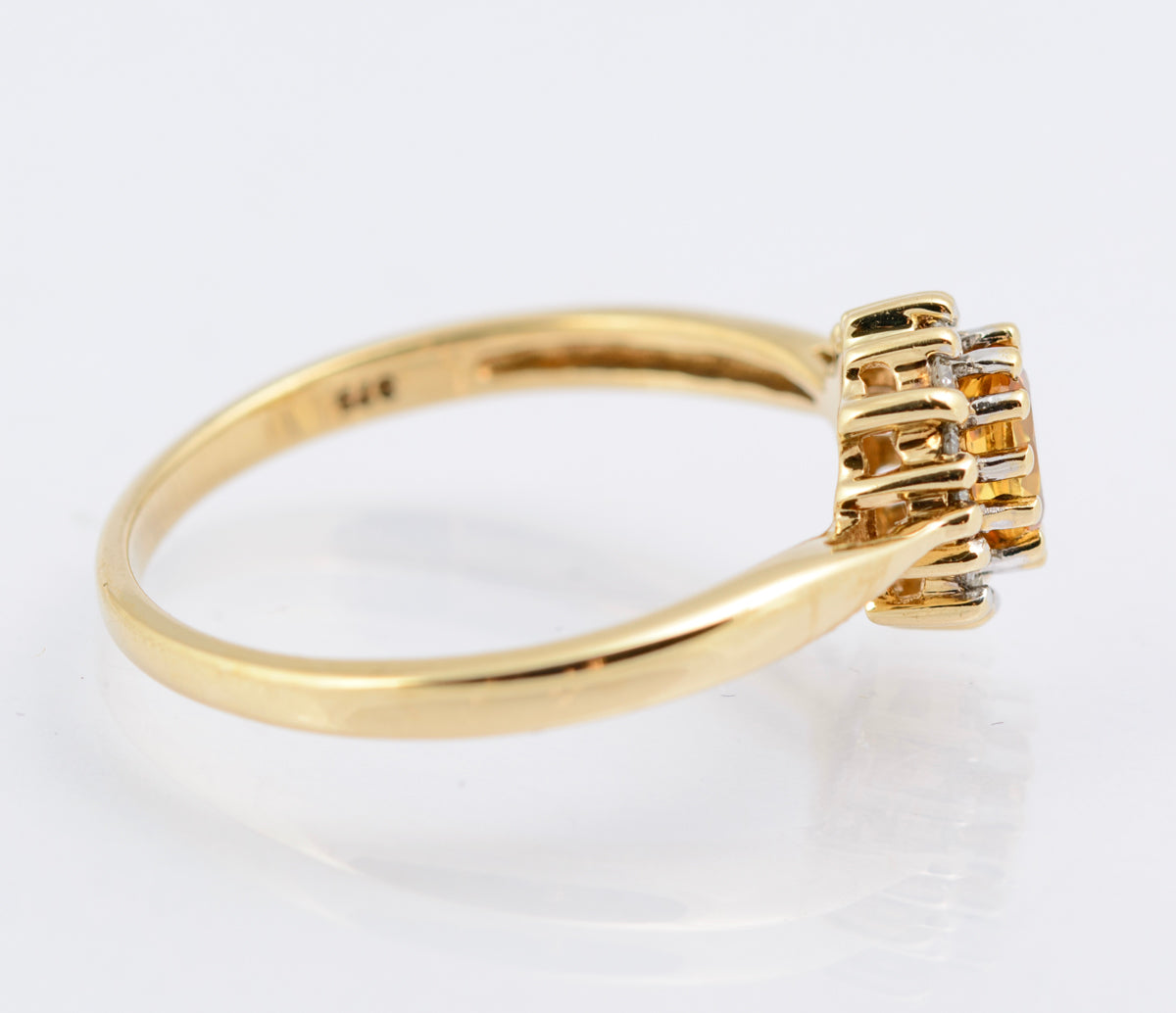 Vintage 9ct Gold Ring With Yellow Topaz Gemstone & Natural Diamond Halo Size P (B2344)