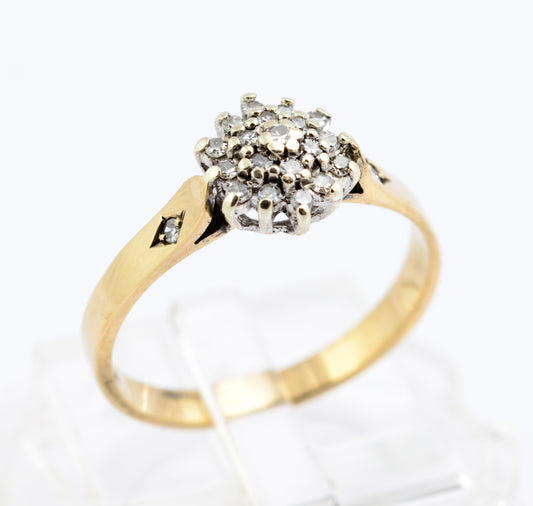Vintage 9ct Gold & Natural Diamond Cluster Ring With Diamond Shoulders Size K1/2 (B2350)
