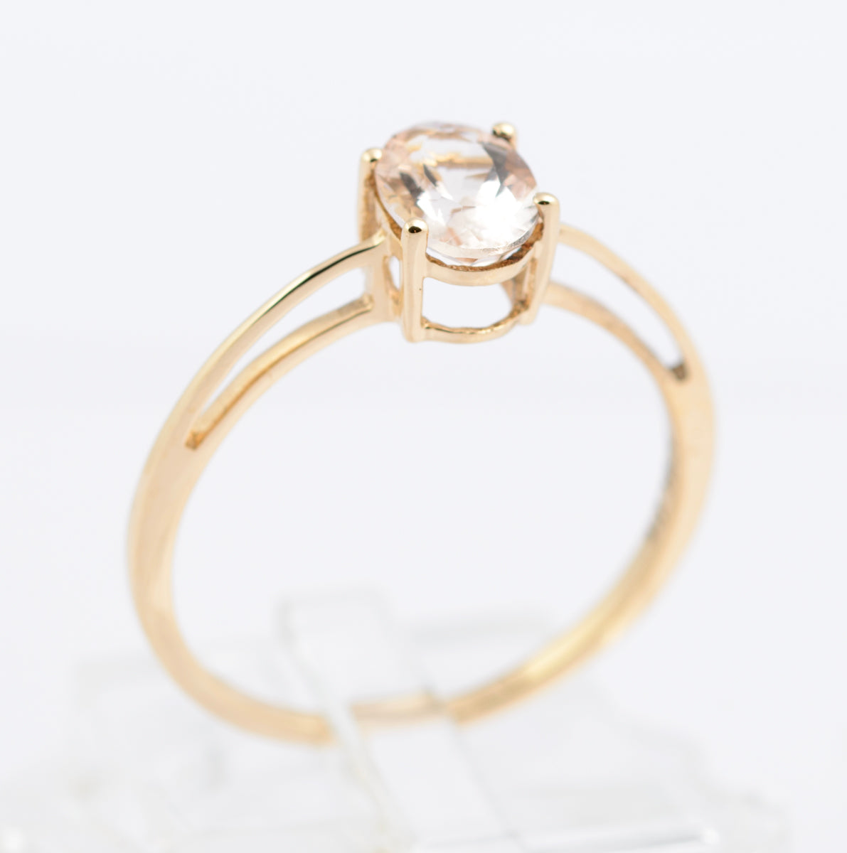 9ct Yellow Gold Ring With 0.63 Carat Natural Morganite Gemstone Size N1/2 (B2355)