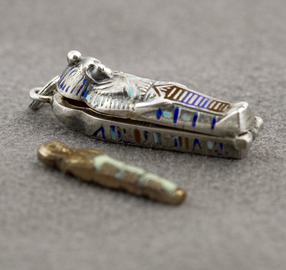 Antique Egyptian Opening Sarcophagus With Mummy Charm .800 Silver & Enamel (B2367)
