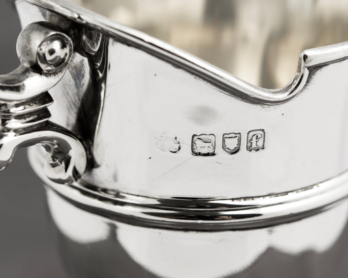 Antique Victorian Sterling Silver Milk/Cream Jug Hallmarked 1901 Helmet Shape (B2368)