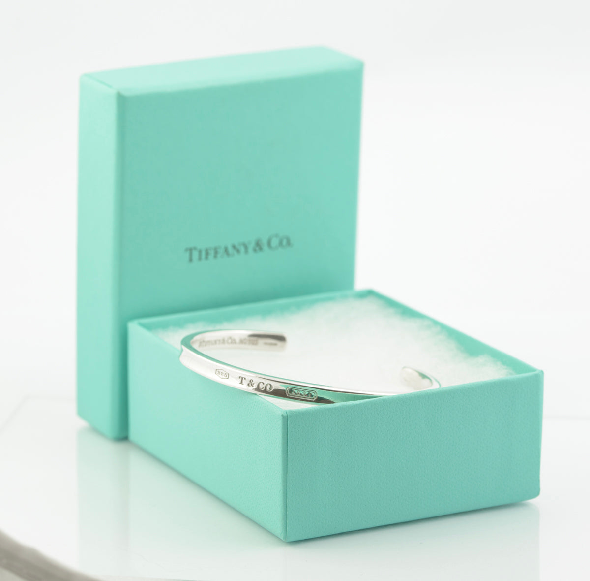 Tiffany & Co Sterling Silver Classic Concave Bangle Bracelet London Hallmark (B2373)