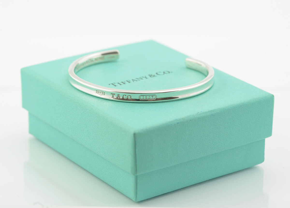 Tiffany & Co Sterling Silver Classic Concave Bangle Bracelet London Hallmark (B2373)