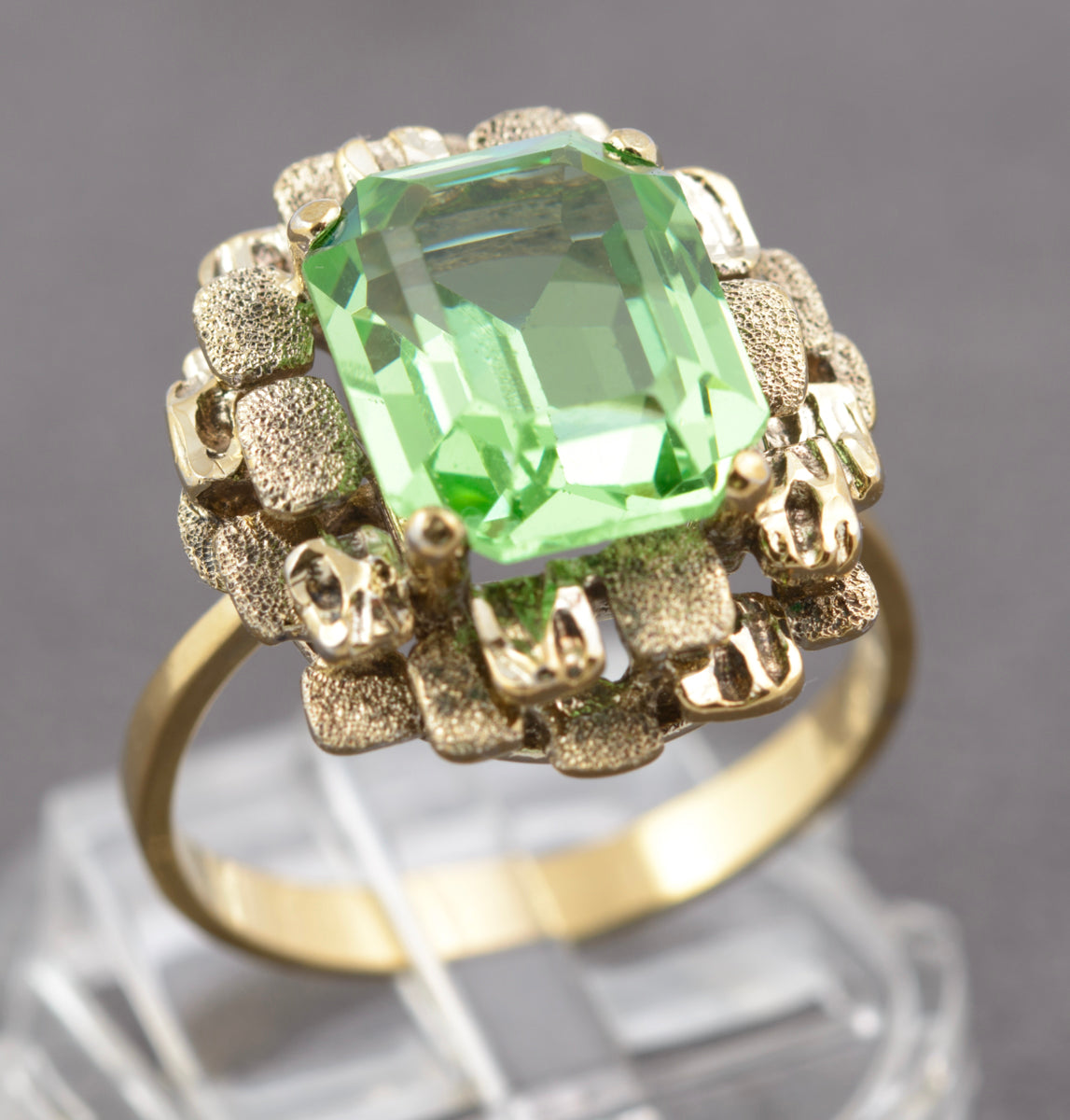 Vintage Brutalist Mid Century Vaseline Glass Gem Sterling Silver Ring By KRS (B2383)