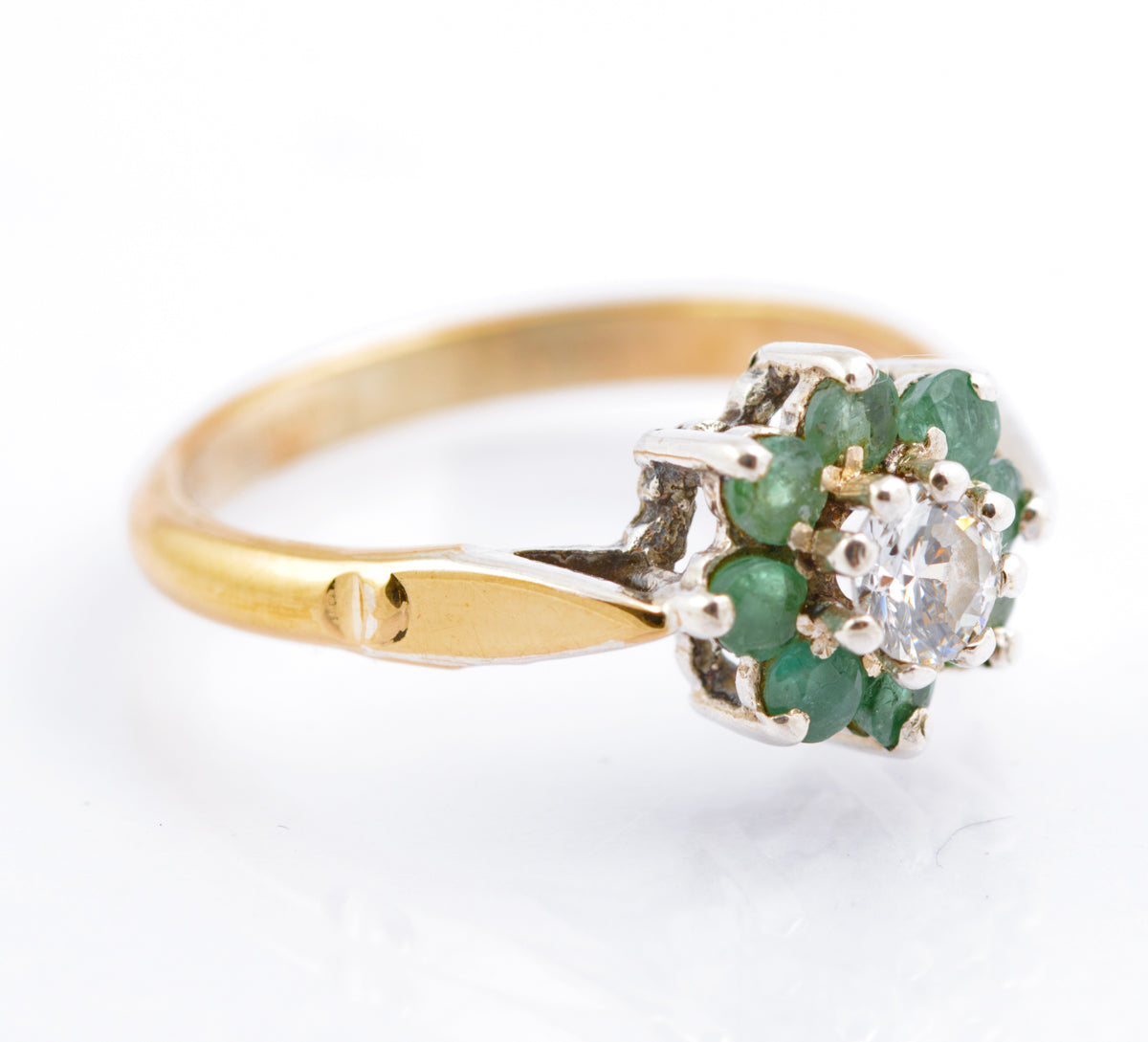 Vintage 9ct Gold & Silver Ring With Natural Emerald Halo Hallmarked 1989 (B2384)