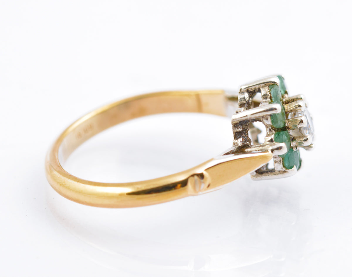 Vintage 9ct Gold & Silver Ring With Natural Emerald Halo Hallmarked 1989 (B2384)