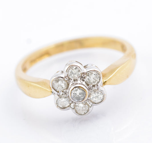Vintage 9ct Gold & 1/3 Carat Natural Diamond Daisy Cluster Ring Size K1/2 (B2385)
