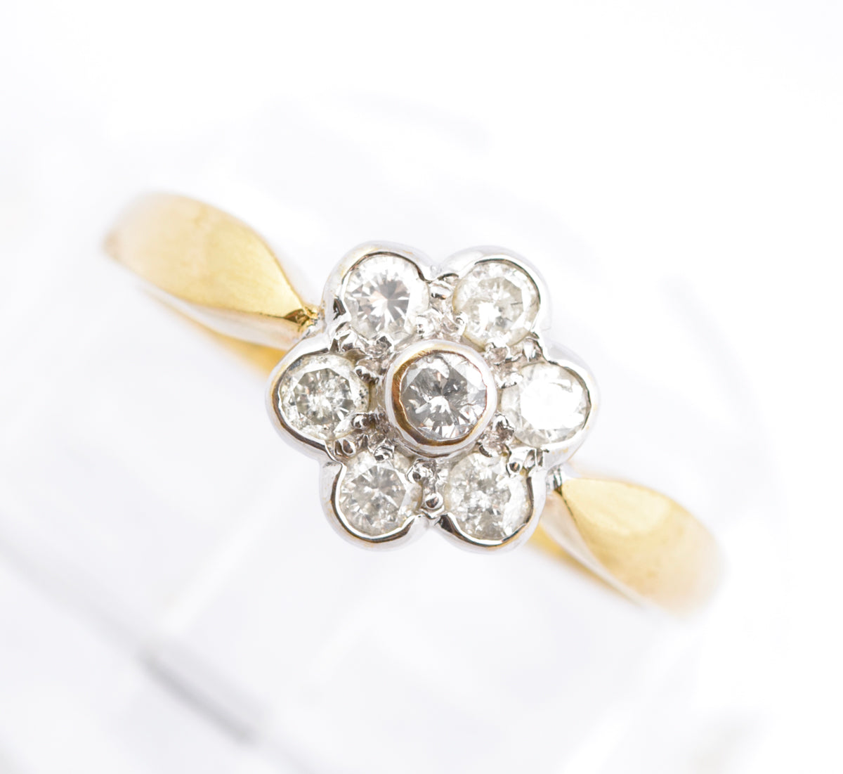 Vintage 9ct Gold & 1/3 Carat Natural Diamond Daisy Cluster Ring Size K1/2 (B2385)