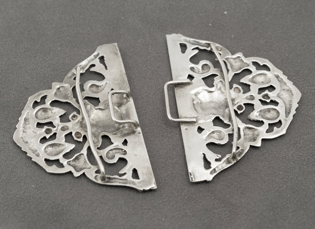 Vintage Sterling Silver Hallmarked 1974 Nurses/Dress Buckle Baroque Design (B2404)
