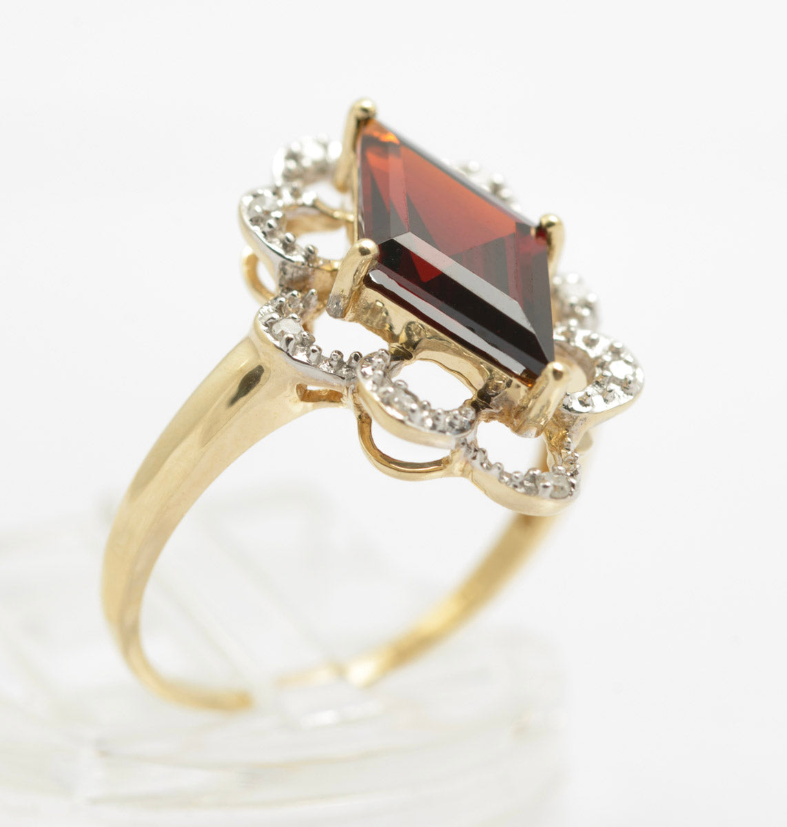 9ct Gold Natural Garnet & Diamond Dress Ring With Looped Halo Sheffield Hallmark(B2417)