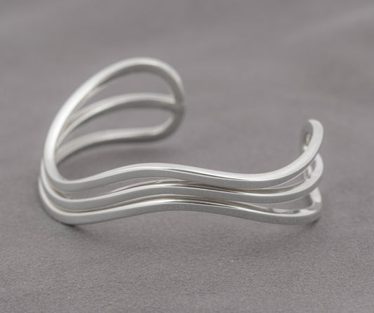 Vintage Mexican Taxco 925 Sterling Silver Wavy Bar Bangle / Bracelet (B2420)