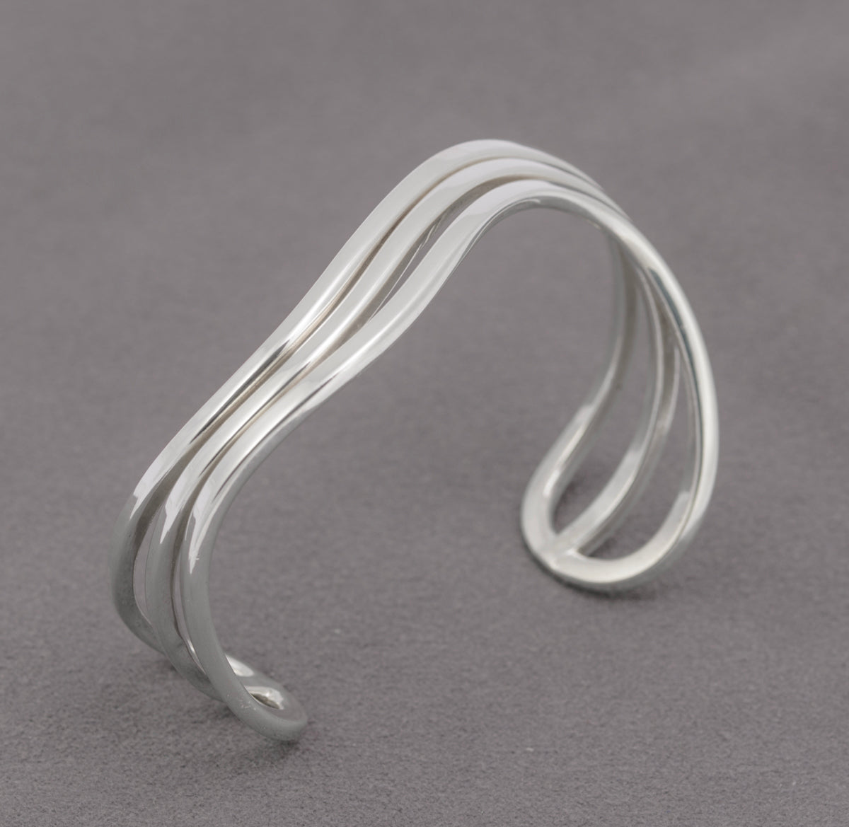 Vintage Mexican Taxco 925 Sterling Silver Wavy Bar Bangle / Bracelet (B2420)