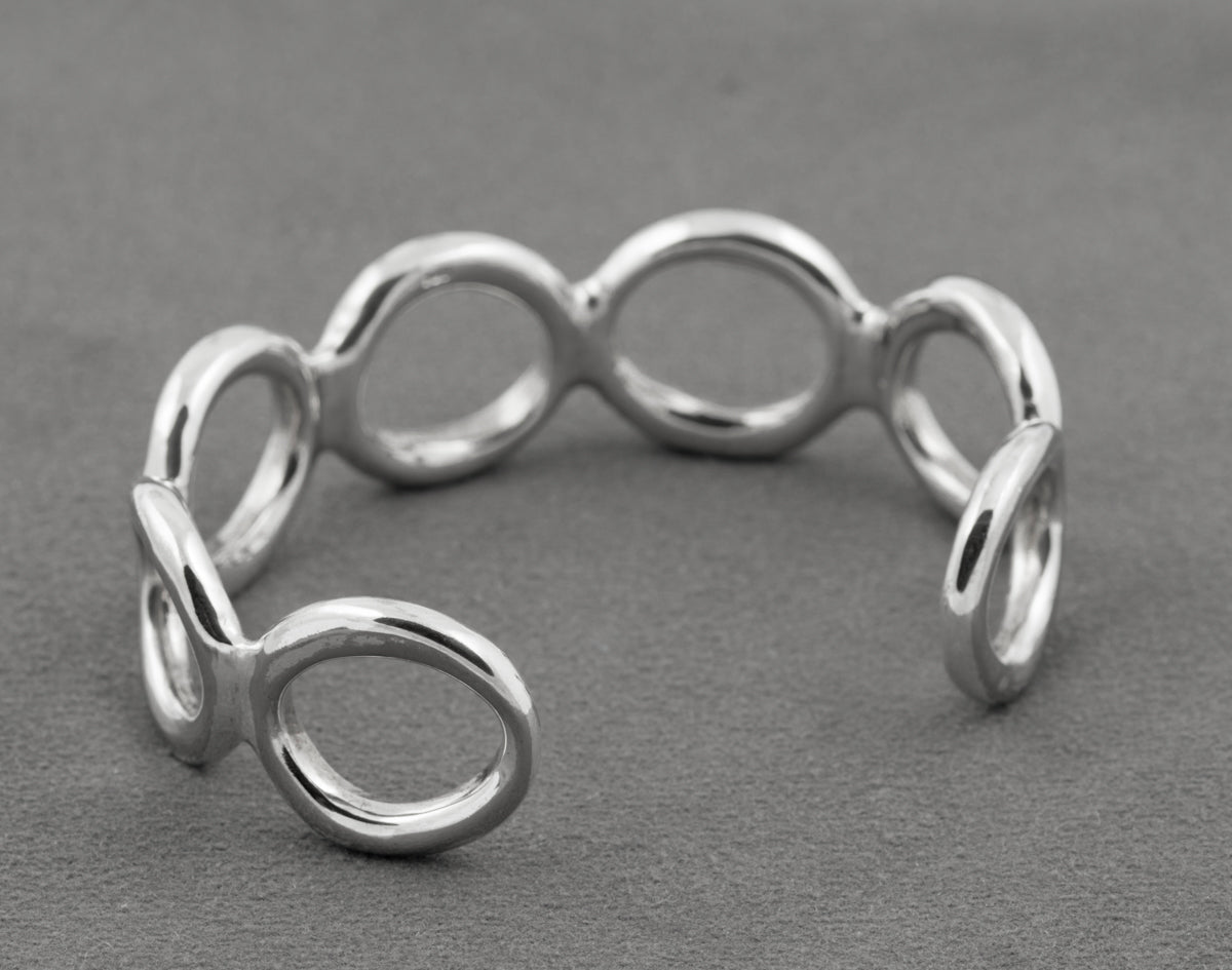 Vintage 925 Sterling Silver Heavy Loop Bangle Bracelet Hand Made 1980's (B2431)