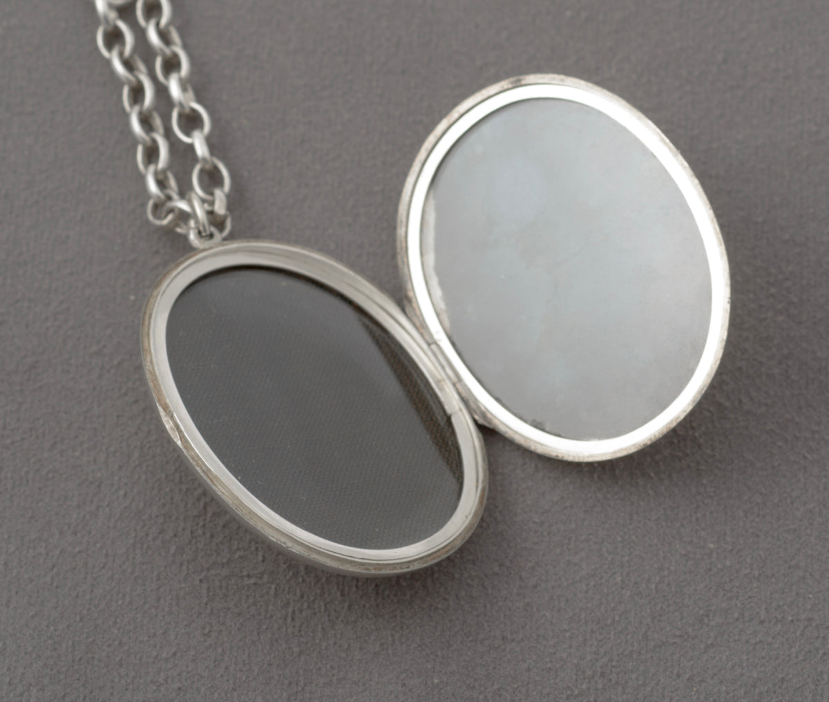 Antique Victorian Hallmarked Sterling Silver Large Locket Pendant Necklace 1881 (B2449)