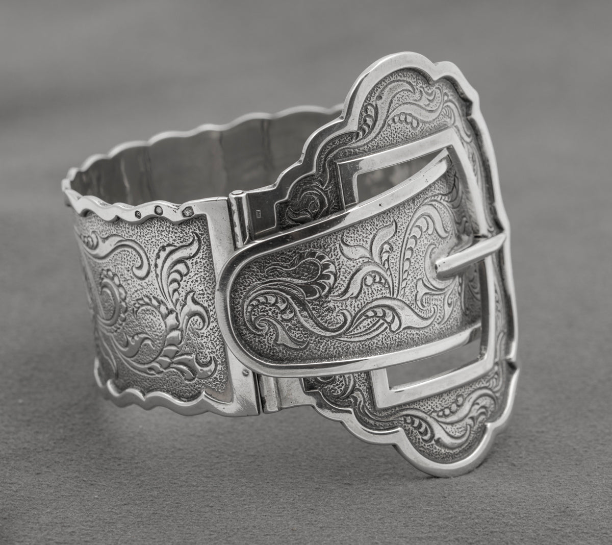 Vintage Dutch .833 Silver Fabulous Buckle Bangle/Bracelet Amsterdam Marks (B2453)