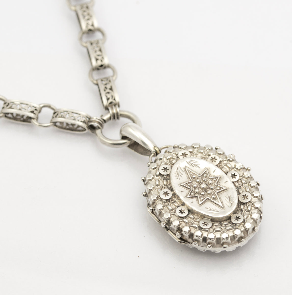 Antique Victorian Sterling Silver Locket & Fancy Book Chain Necklace Hallmarked (B2455)