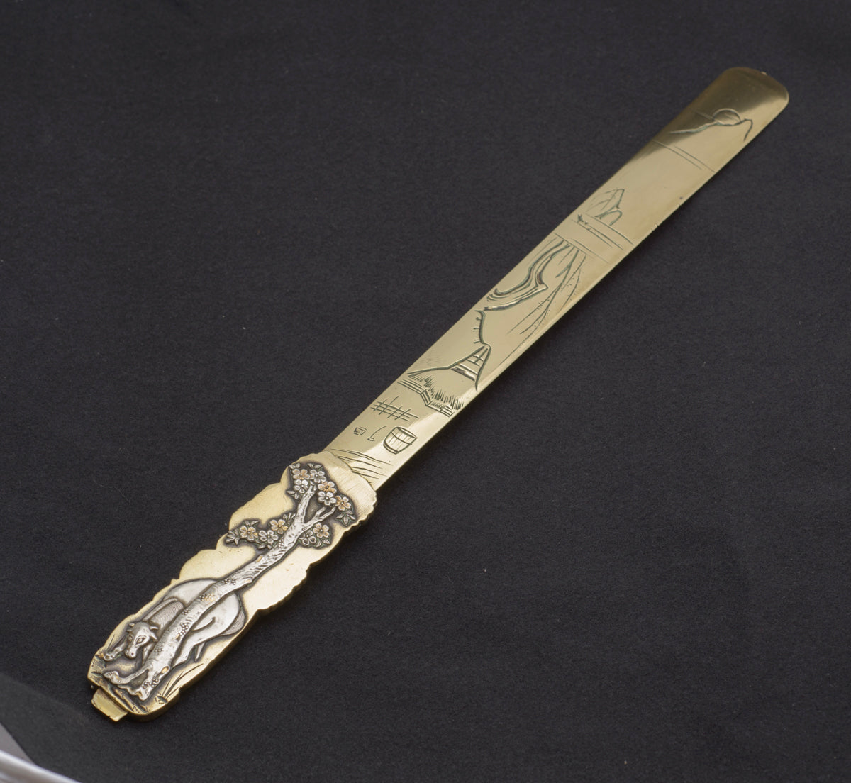 Antique Japanese Page Turner Brass & Mixed Metal Meiji Period c.1900 (B2464)