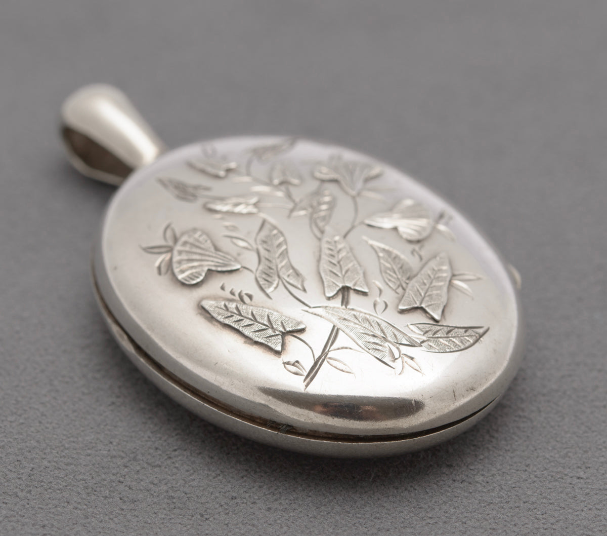 Antique Victorian Large Sterling Silver Photo Locket Hallmarked 1884 (B2471)