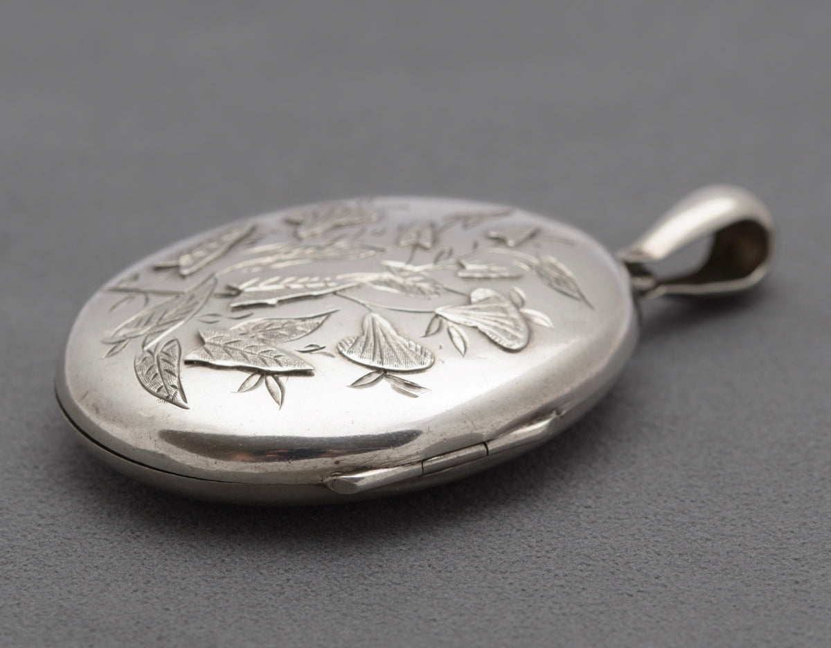 Antique Victorian Large Sterling Silver Photo Locket Hallmarked 1884 (B2471)