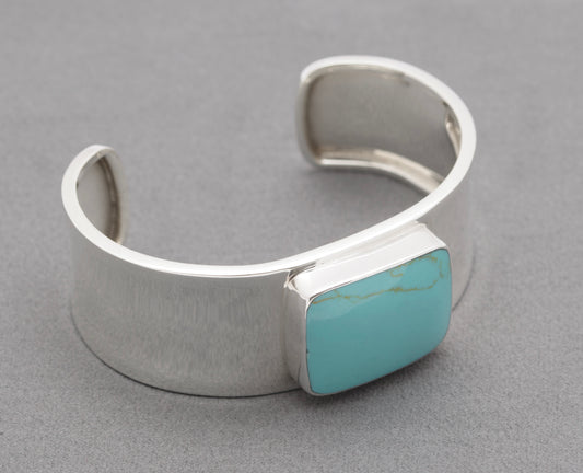 Vintage 925 Sterling Silver Cuff Bangle Bracelet With Large Natural Turquoise Cabochon (B2472)