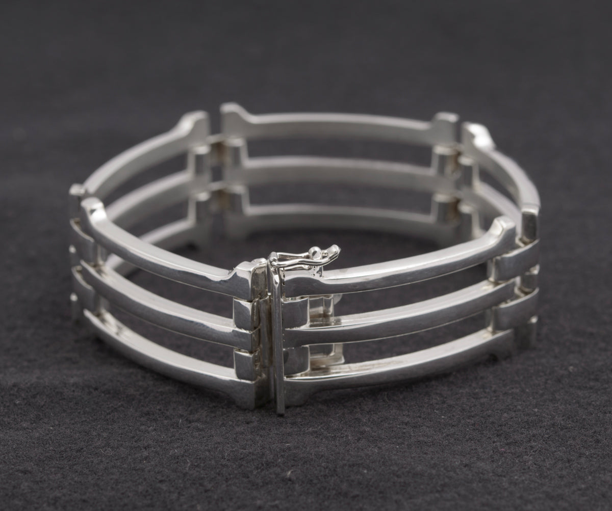 Vintage .835 Silver German Heavy Chunky Gate Bracelet 3 Bar (B2482)