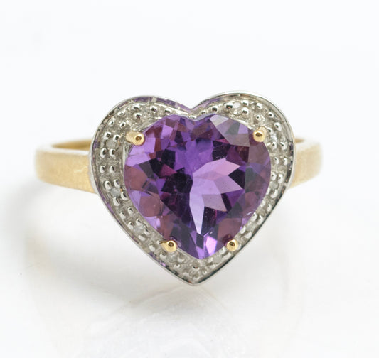 Vintage 9ct Gold & Large Heart Cut Amethyst & Diamond Halo Ring Size P (B2512)