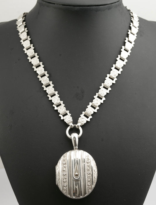 Antique Victorian Sterling Silver Locket & Fancy Link Book Chain Necklace (B2513)