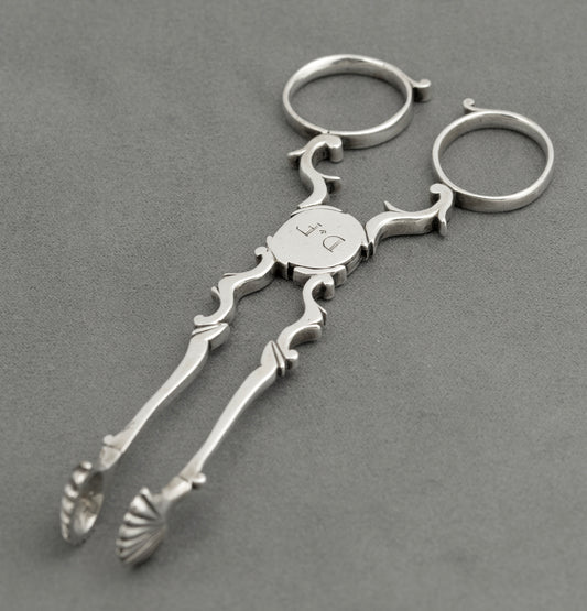 Antique Georgian Sterling Silver Sugar Tongs / Nips Mid 18th Century (B2521)