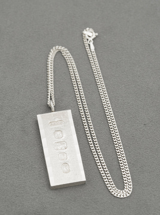 Vintage Sterling Silver Ingot Pendant & Chain Necklace Feature Hallmarks 1977 (B2529)