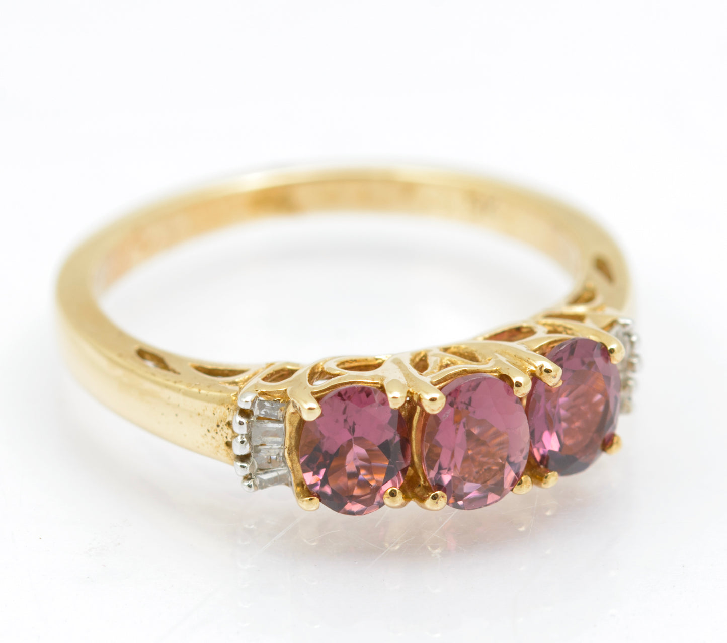 9ct Gold & Natural Tourmaline & Diamond Three Stone Ring Size N (B2545)