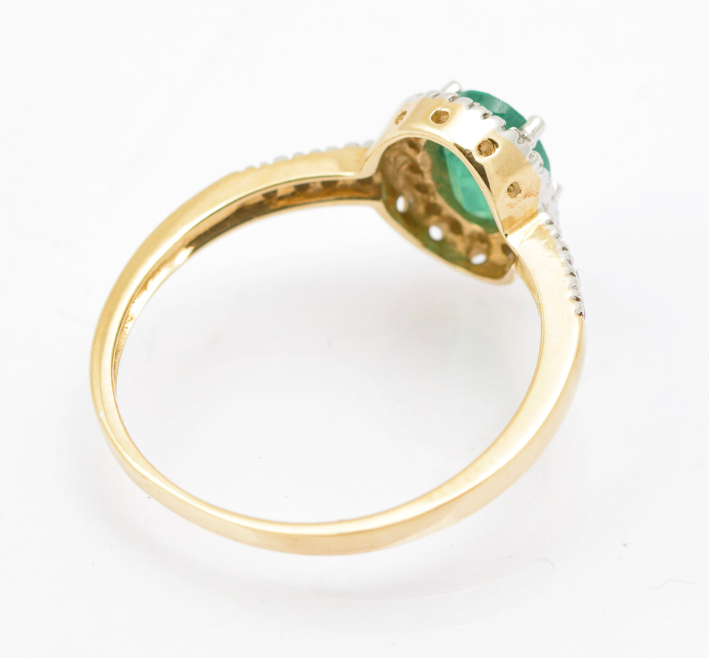 Vintage 9ct Gold & Natural Emerald Gemstone Ring With Diamond Halo & Shoulders (B2546)