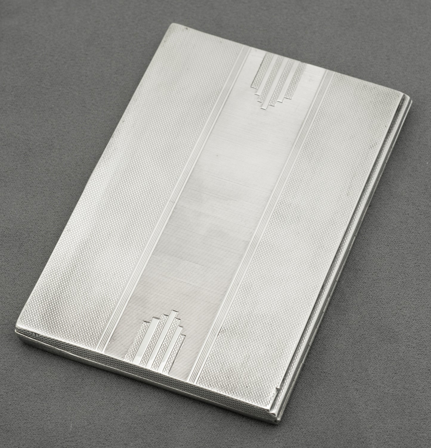 Art Deco Walker & Hall Sterling Silver Manhattan Large/Heavy Cigarette Case (B2550)