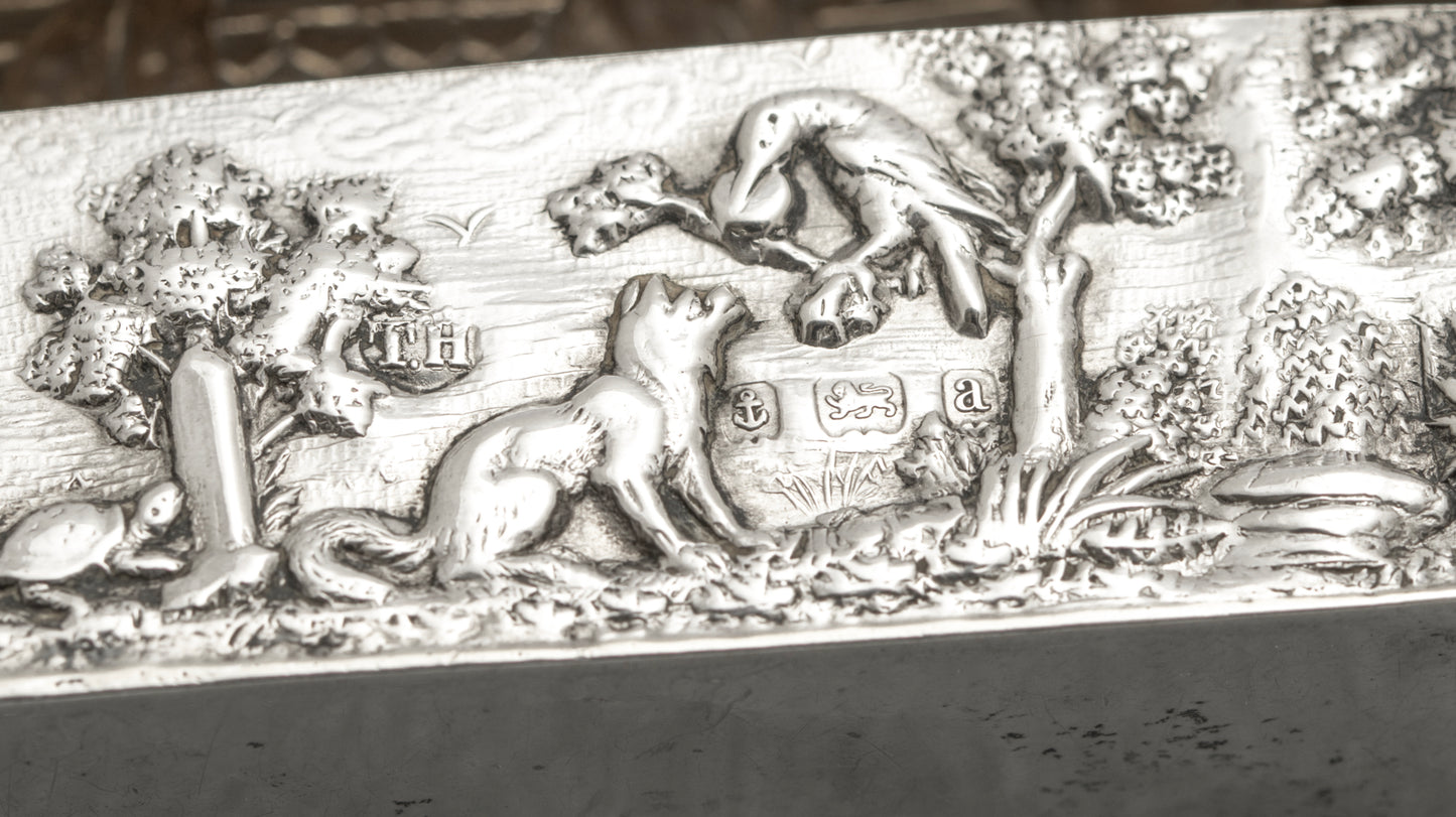 Antique Victorian Sterling Silver Pill/Snuff Box Fox & Stork + Tavern Scene (B2572)