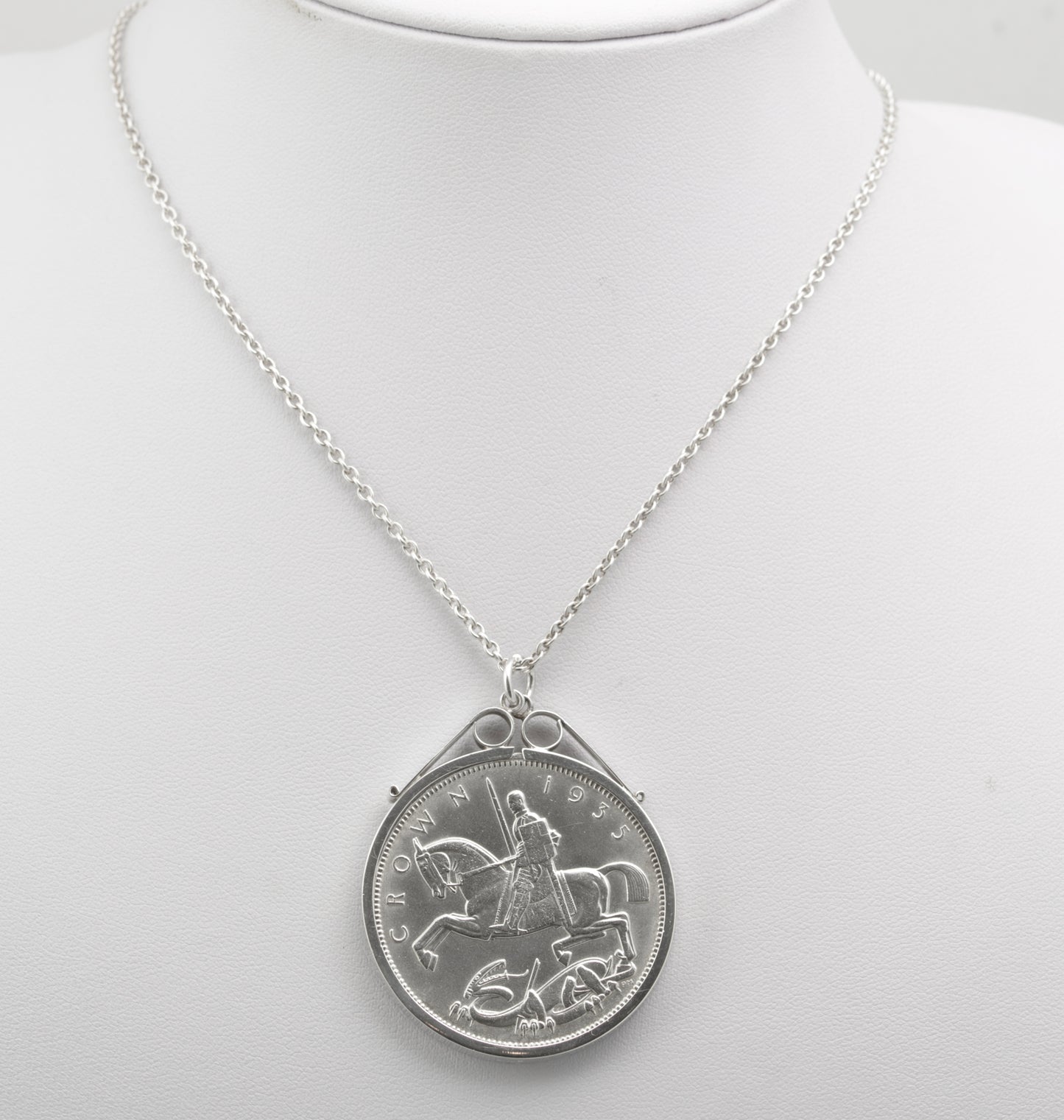 Vintage Silver Coin Necklace Pendant With 1935 George V Jubilee Crown (B2638)