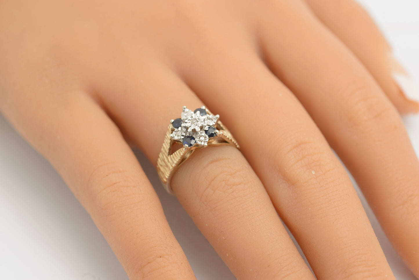 Vintage 9ct Gold Ring Natural Sapphires & Diamonds Textured Band UK Size L1/2 (C2677)