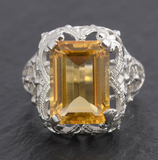 9ct White Gold & Emerald Cut Citrine Fancy Ladies Dress Ring UK Size N1/2 (C2711)